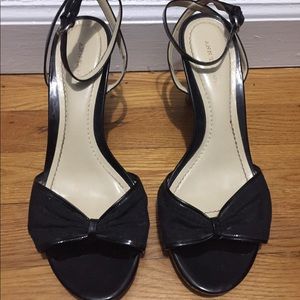 Ann Taylor black heels with strap